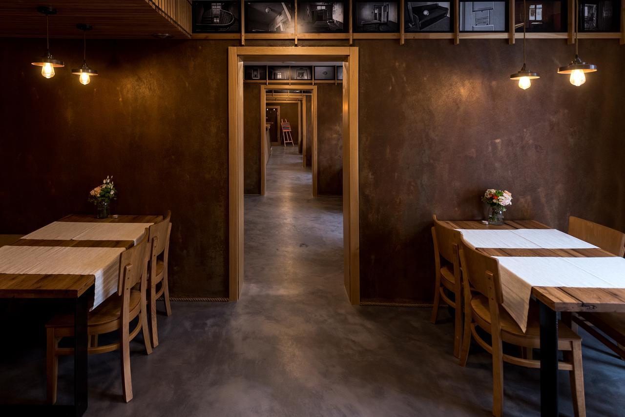 Sfântu-Gheorghe Fidelitas Hotel מראה חיצוני תמונה